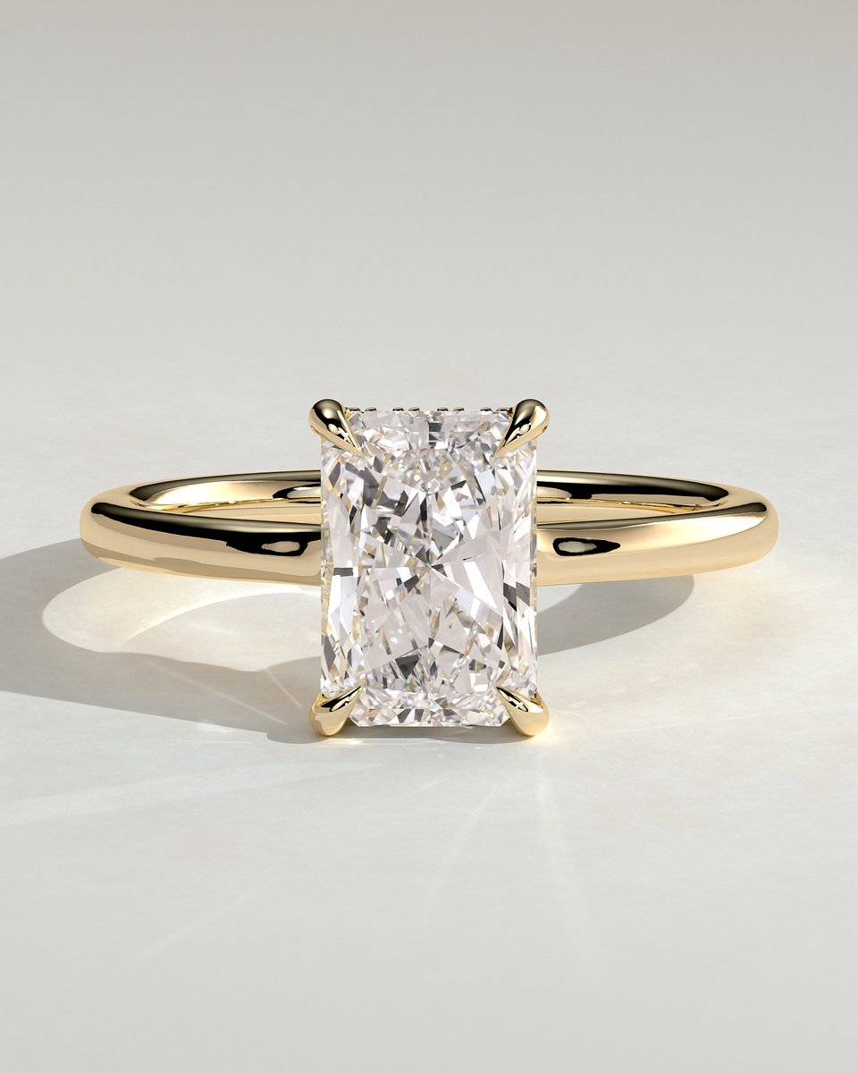 MET 0197 Radiant Solitaire Engagement Ring