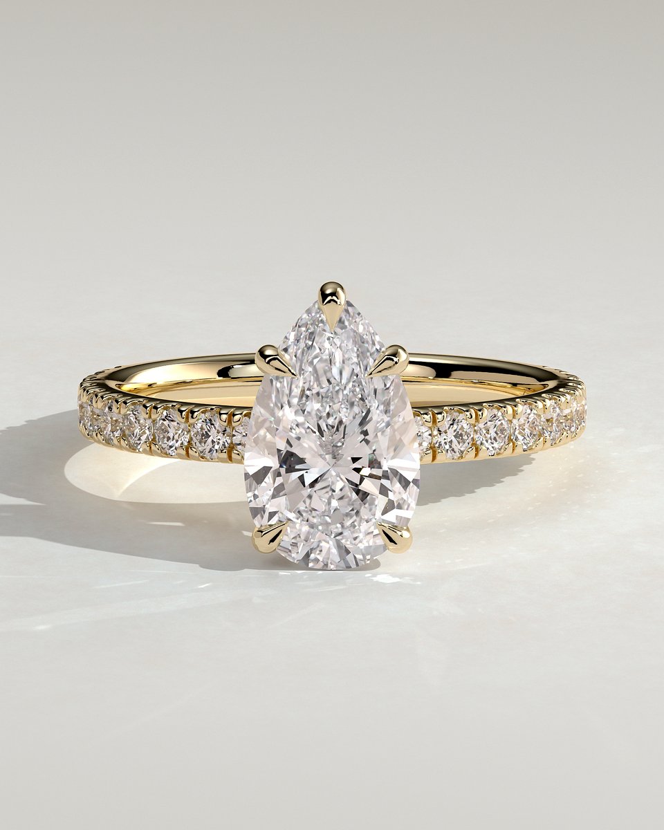 MET 0215 Pear Solitaire Engagement Ring