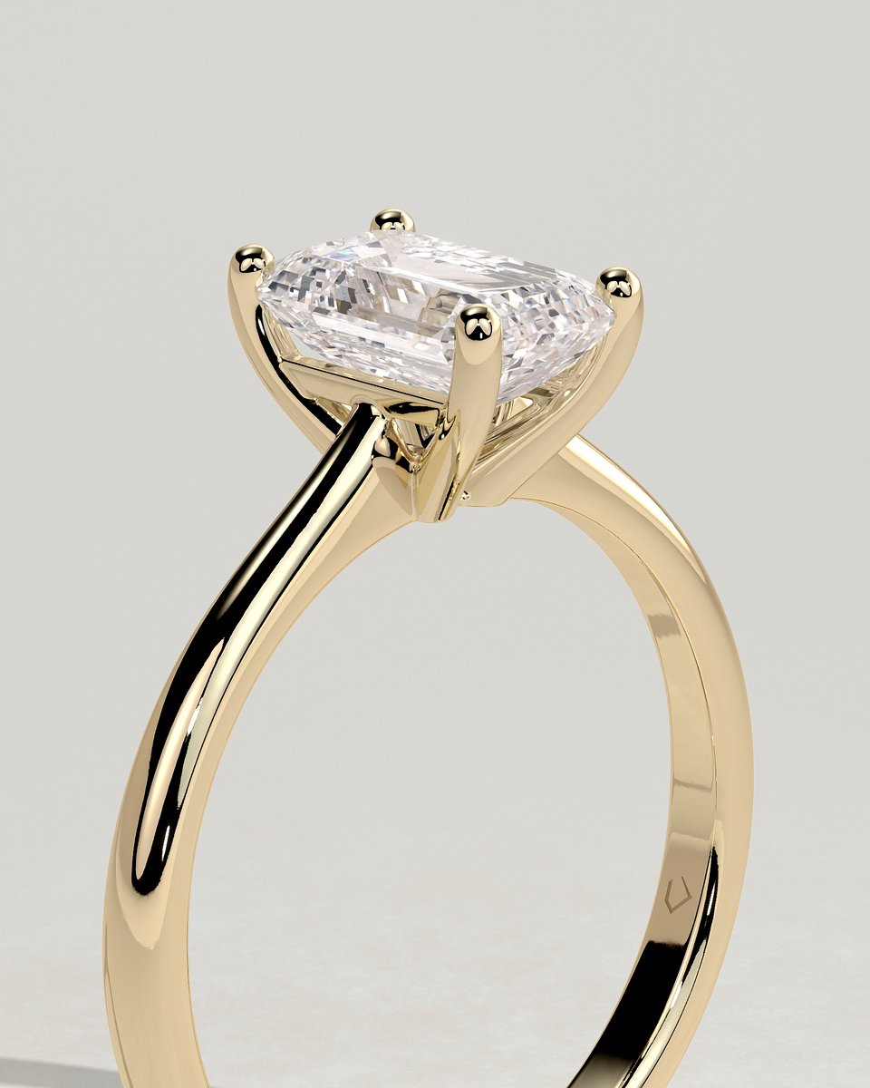 MET 0223 Emerald Solitaire Engagement Ring