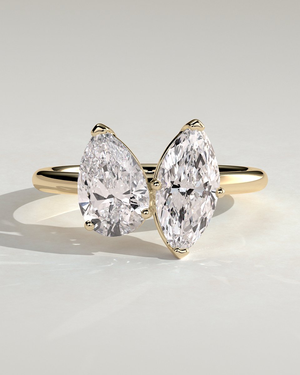 MET 0218 Pear Toi et Moi Engagement Ring