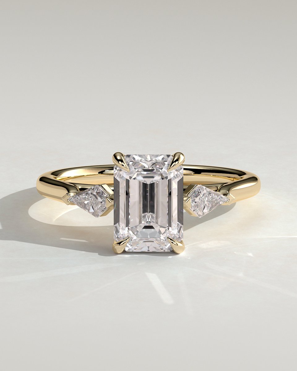 MET 0302 Emerald Three Stone Engagement Ring