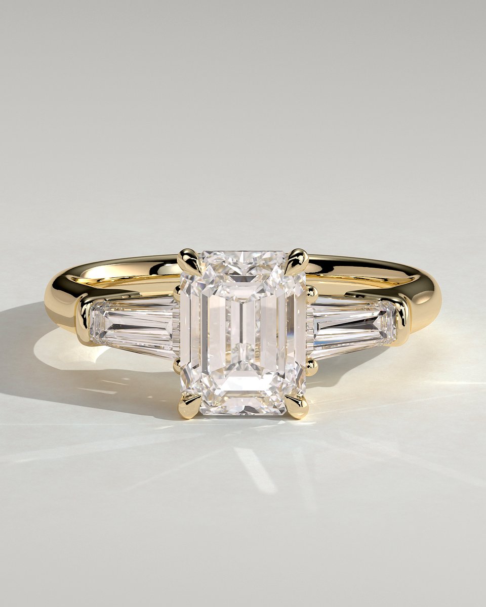 MET 0140 Emerald Three Stone Engagement Ring