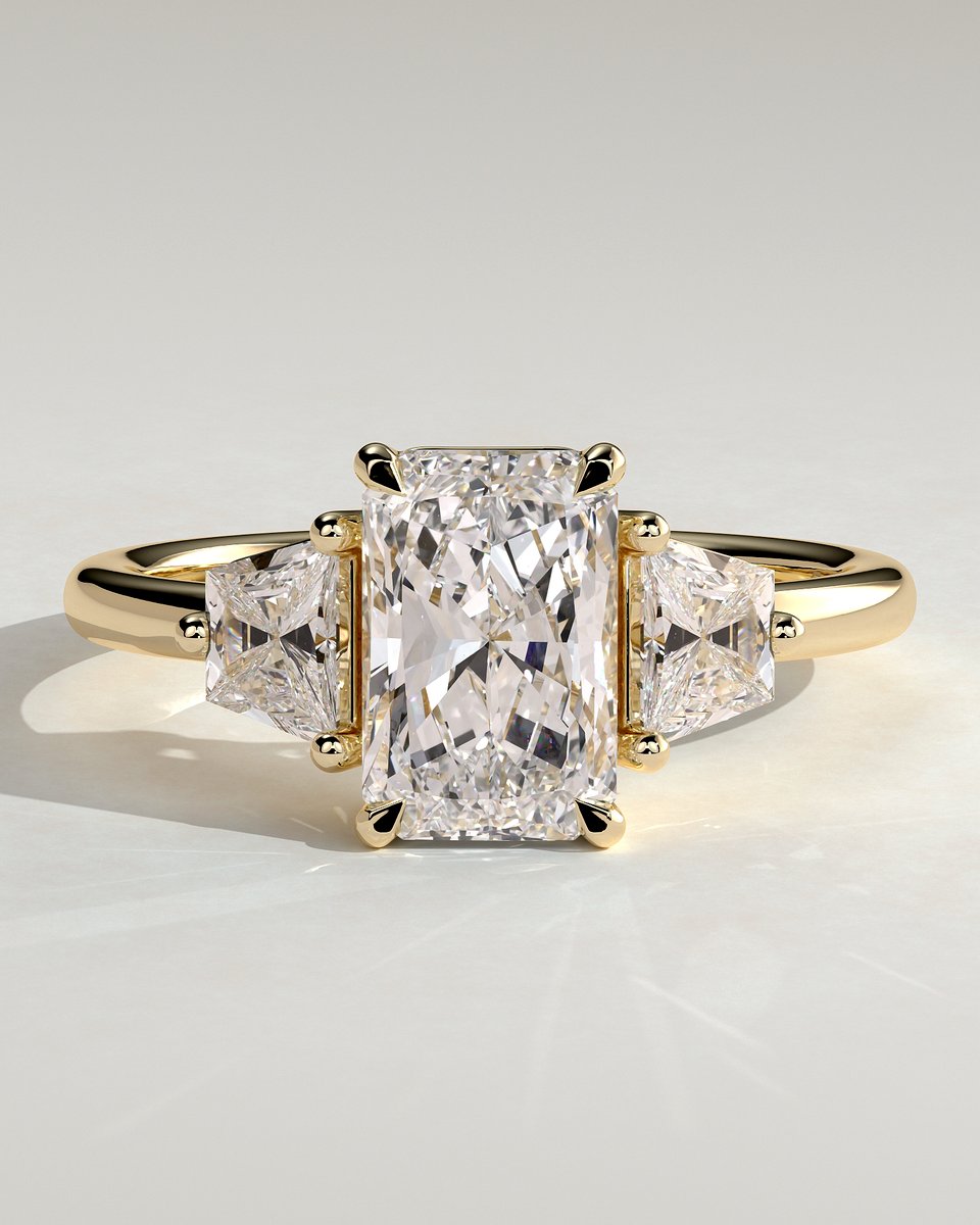 MET 0133 Radiant Three Stone Engagement Ring