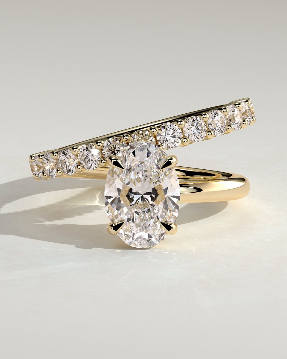MET 0262 Oval Solitaire Engagement Ring