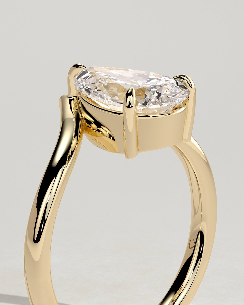 MET 0268 Pear Solitaire Engagement Ring