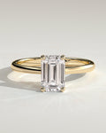 MET 0223 Emerald Solitaire Engagement Ring