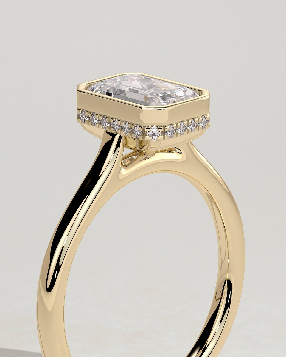 MET 0194 Emerald Solitaire Engagement Ring