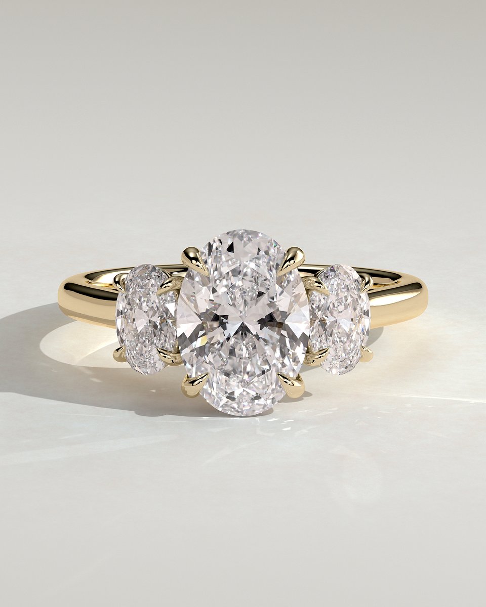 MET 0093 Oval Three Stone Engagement Ring