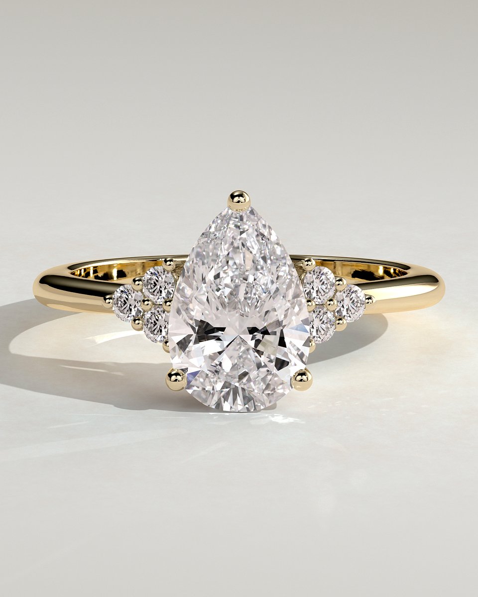 MET 0081 Pear Solitaire Engagement Ring