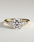 MET 0263 Round Three Stone Engagement Ring