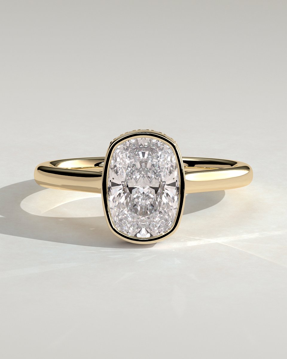 MET 0128 Elongated Cushion Solitaire Engagement Ring
