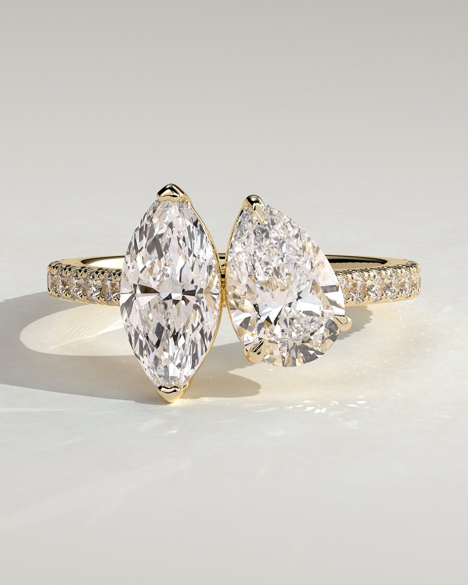 MET 0245 Pear Toi et Moi Engagement Ring