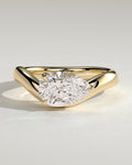 MET 0034 Pear Solitaire Engagement Ring