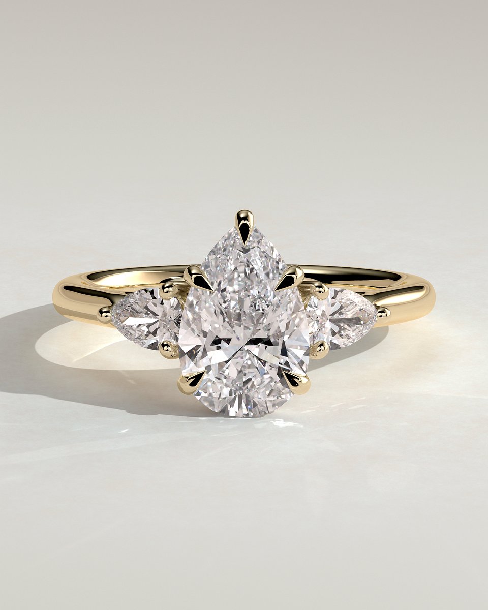 MET 0247 Pear Three Stone Engagement Ring