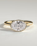 MET 0105 Oval Solitaire Engagement Ring
