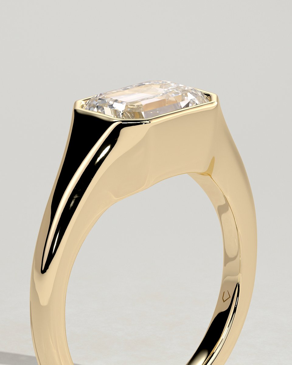 MET 0347 Emerald Solitaire Engagement Ring
