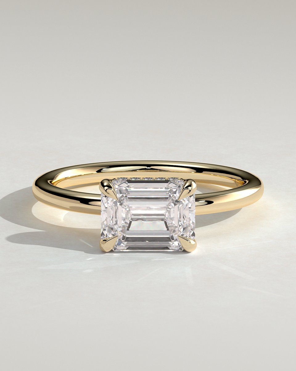 MET 0252 Emerald Solitaire Engagement Ring