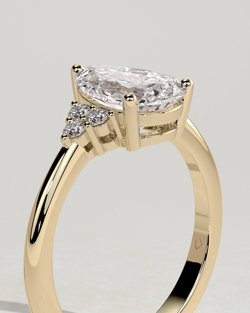 MET 0081 Pear Solitaire Engagement Ring