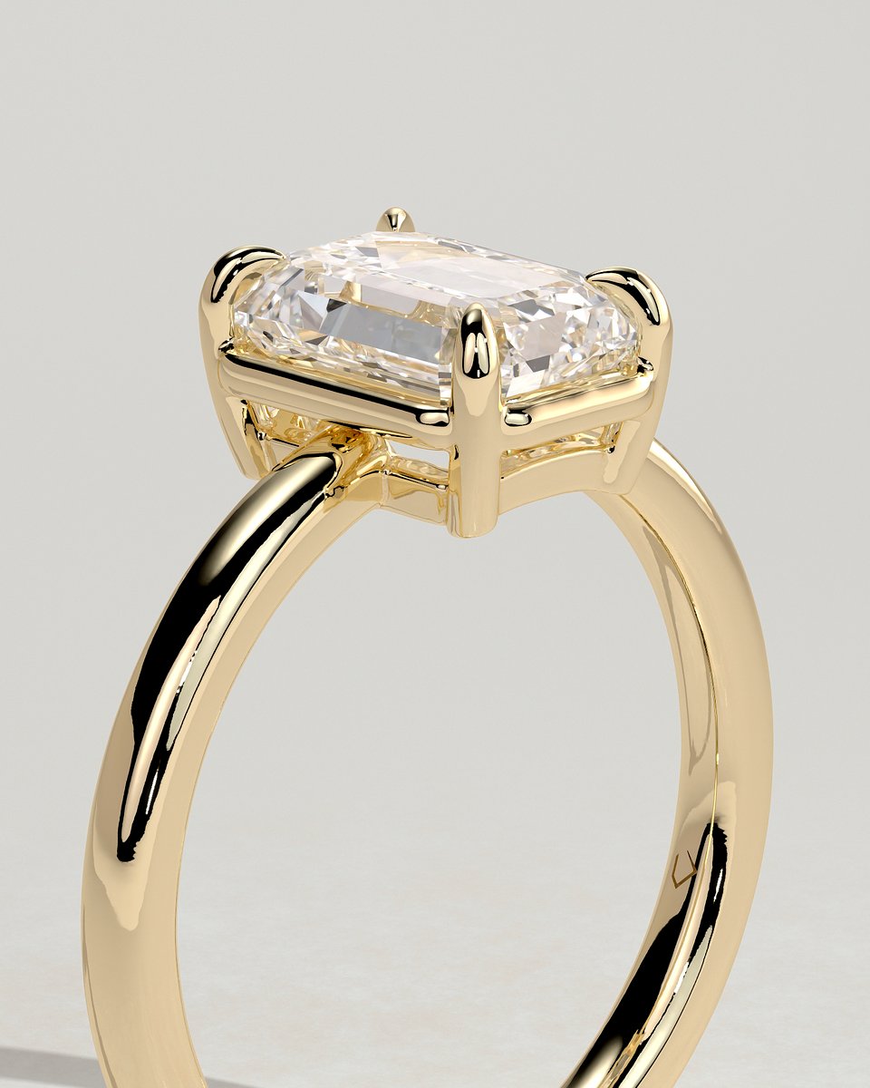 MET 0123 Emerald Solitaire Engagement Ring