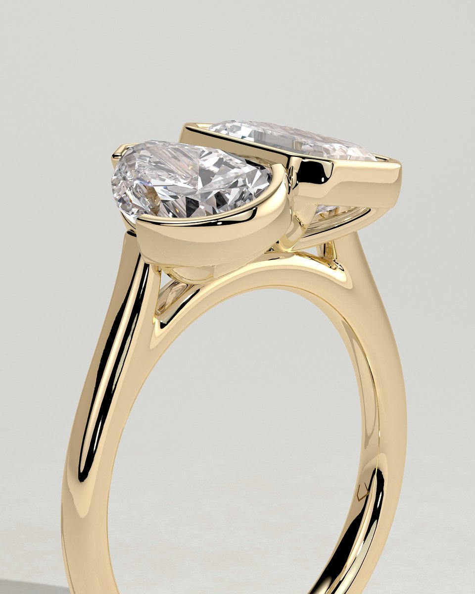 MET 0106 Emerald Toi et Moi Engagement Ring