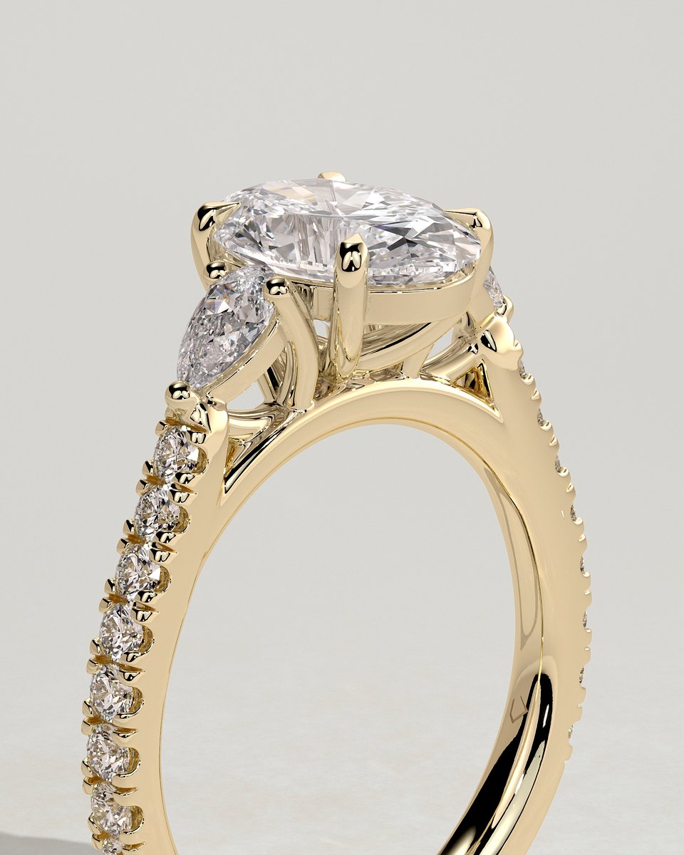 MET 0116 Oval Three Stone Engagement Ring