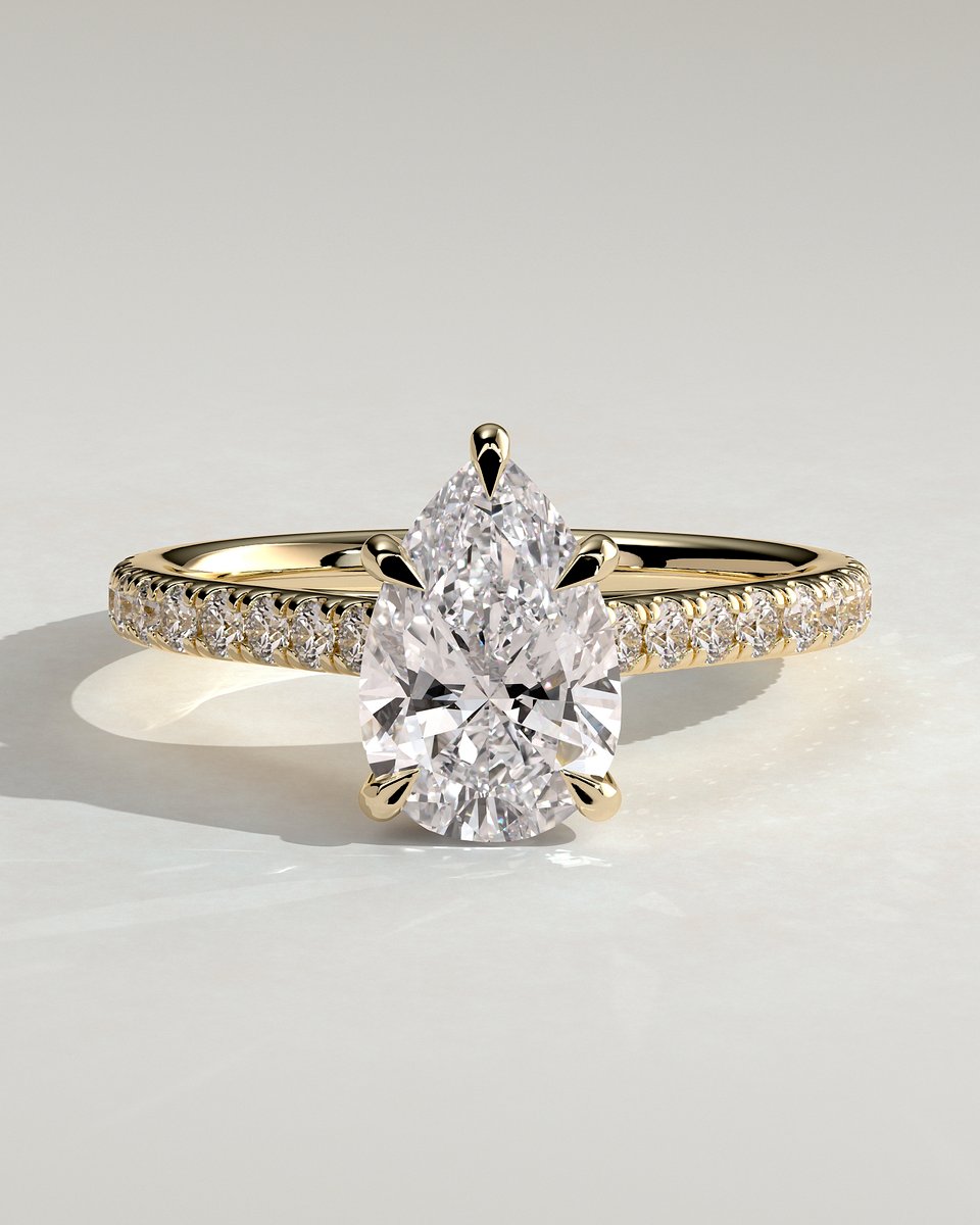 MET 0149 Pear Solitaire Engagement Ring