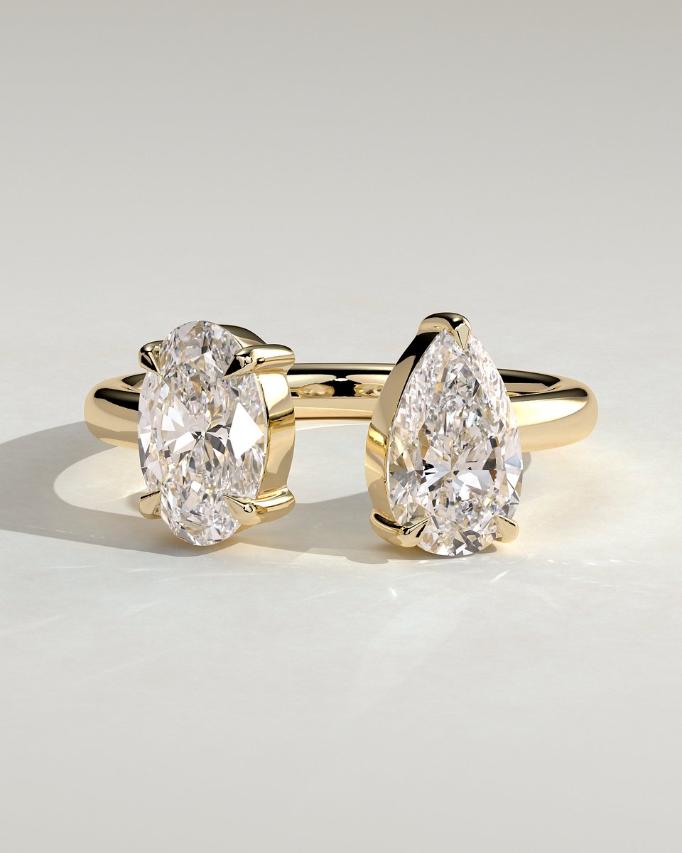 MET 0256 Oval Toi et Moi Engagement Ring