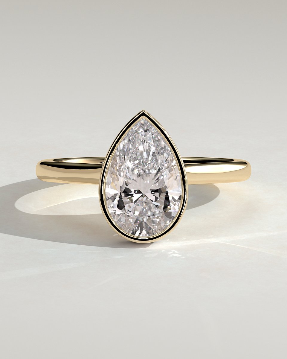 MET 0329 Pear Solitaire Engagement Ring