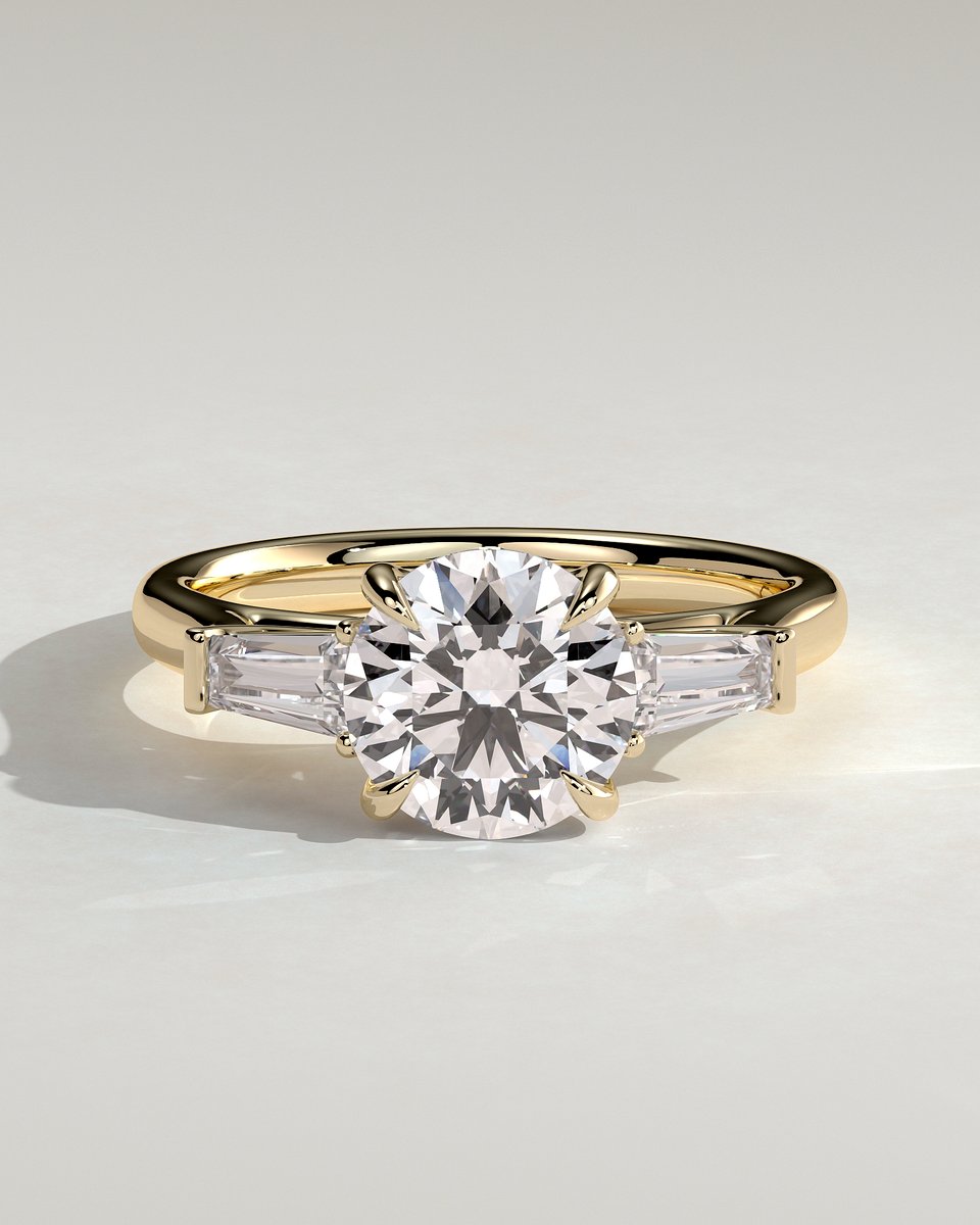 MET 0350 Round Three Stone Engagement Ring
