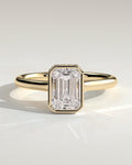 MET 0194 Emerald Solitaire Engagement Ring