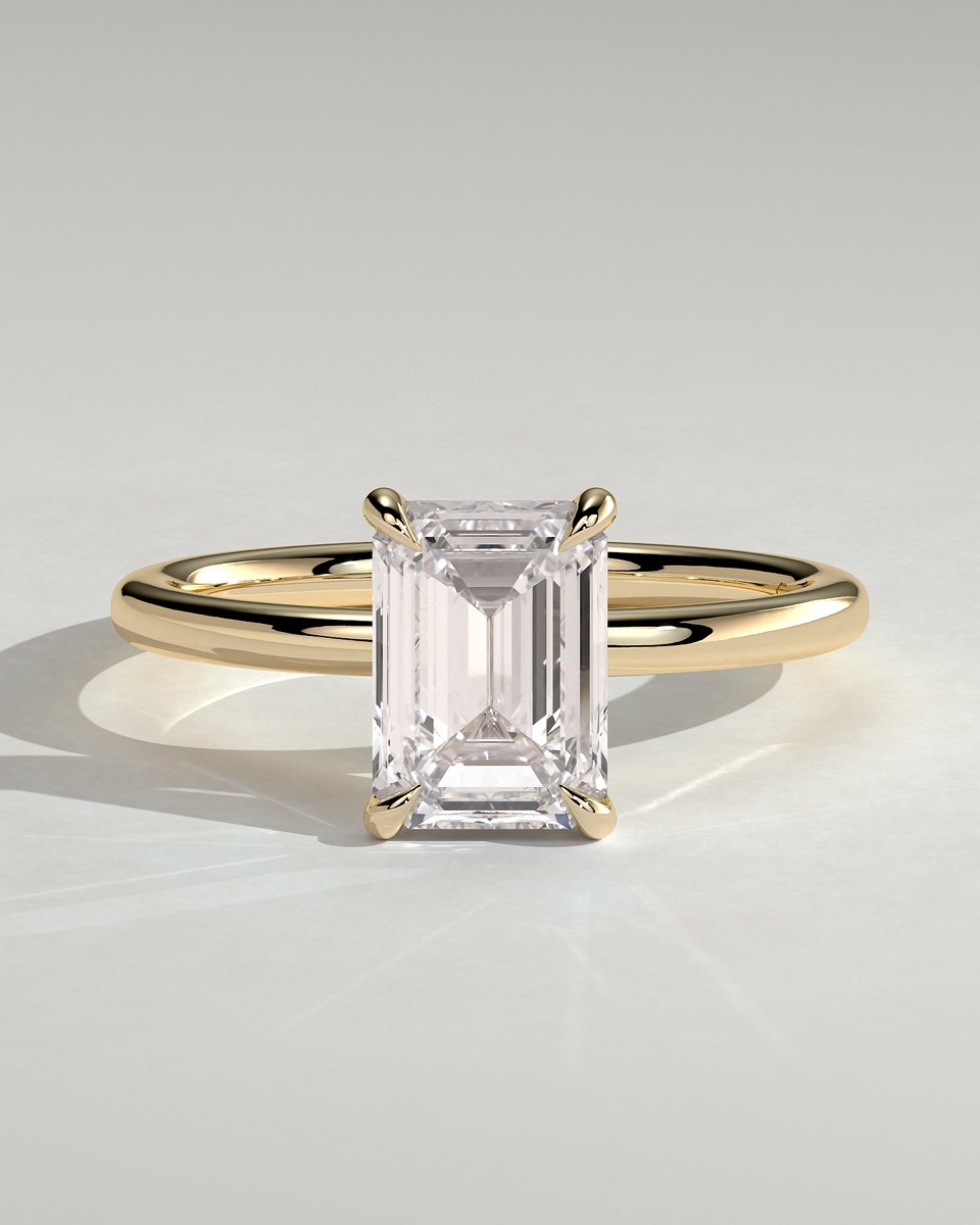 MET 0039 Emerald Solitaire Engagement Ring