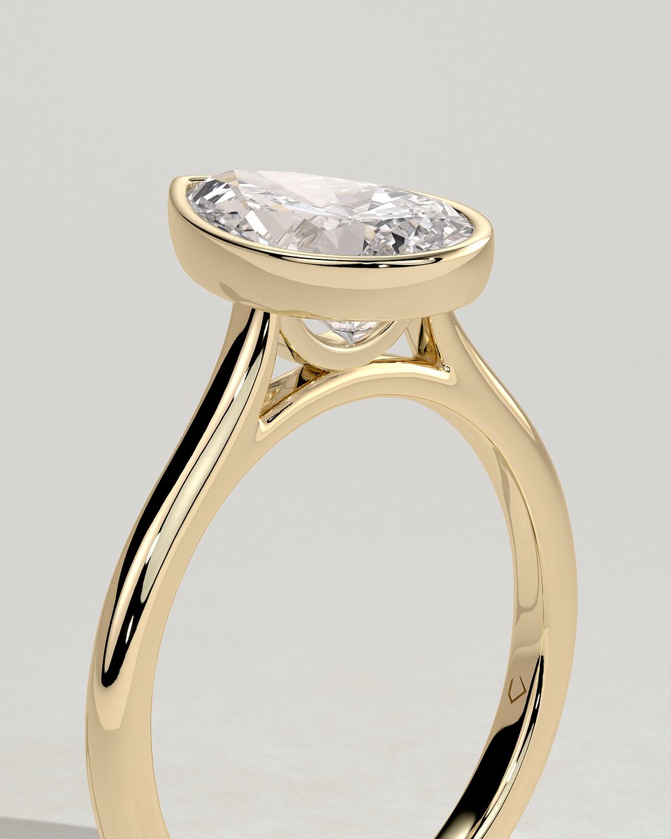 MET 0185 Pear Solitaire Engagement Ring