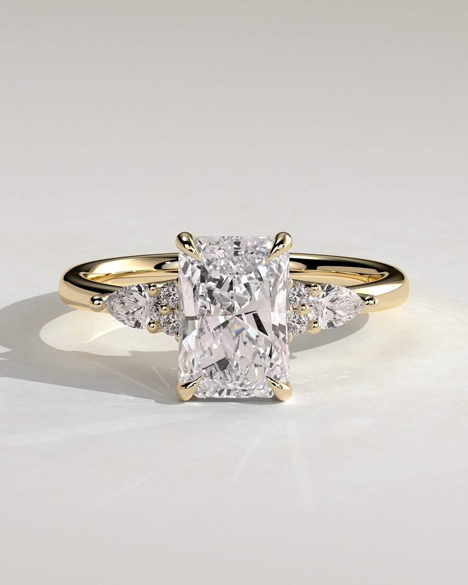 MET 0337 Radiant Three Stone Engagement Ring