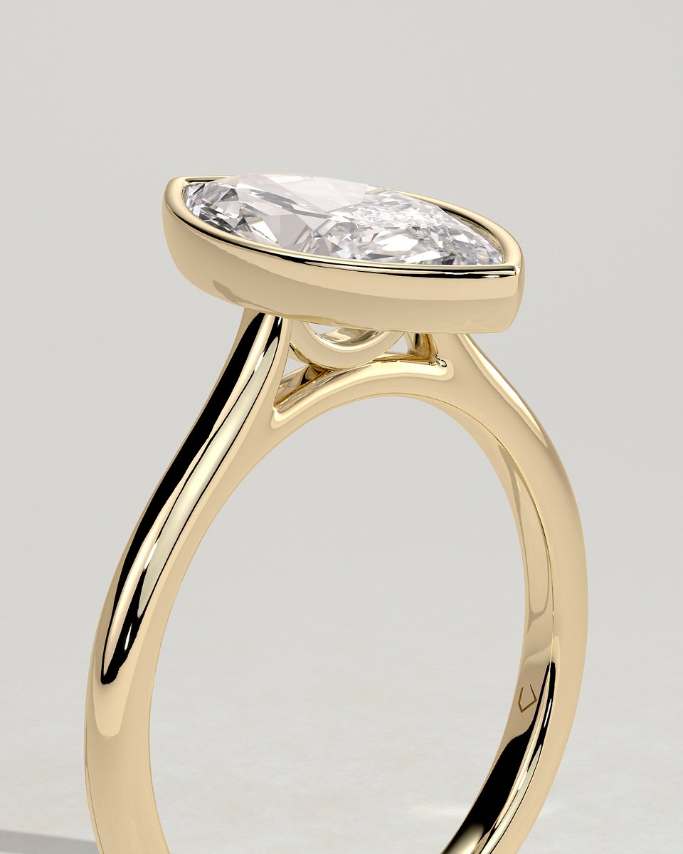 MET 0097 Marquise Solitaire Engagement Ring