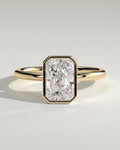 MET 0364 Radiant Solitaire Engagement Ring