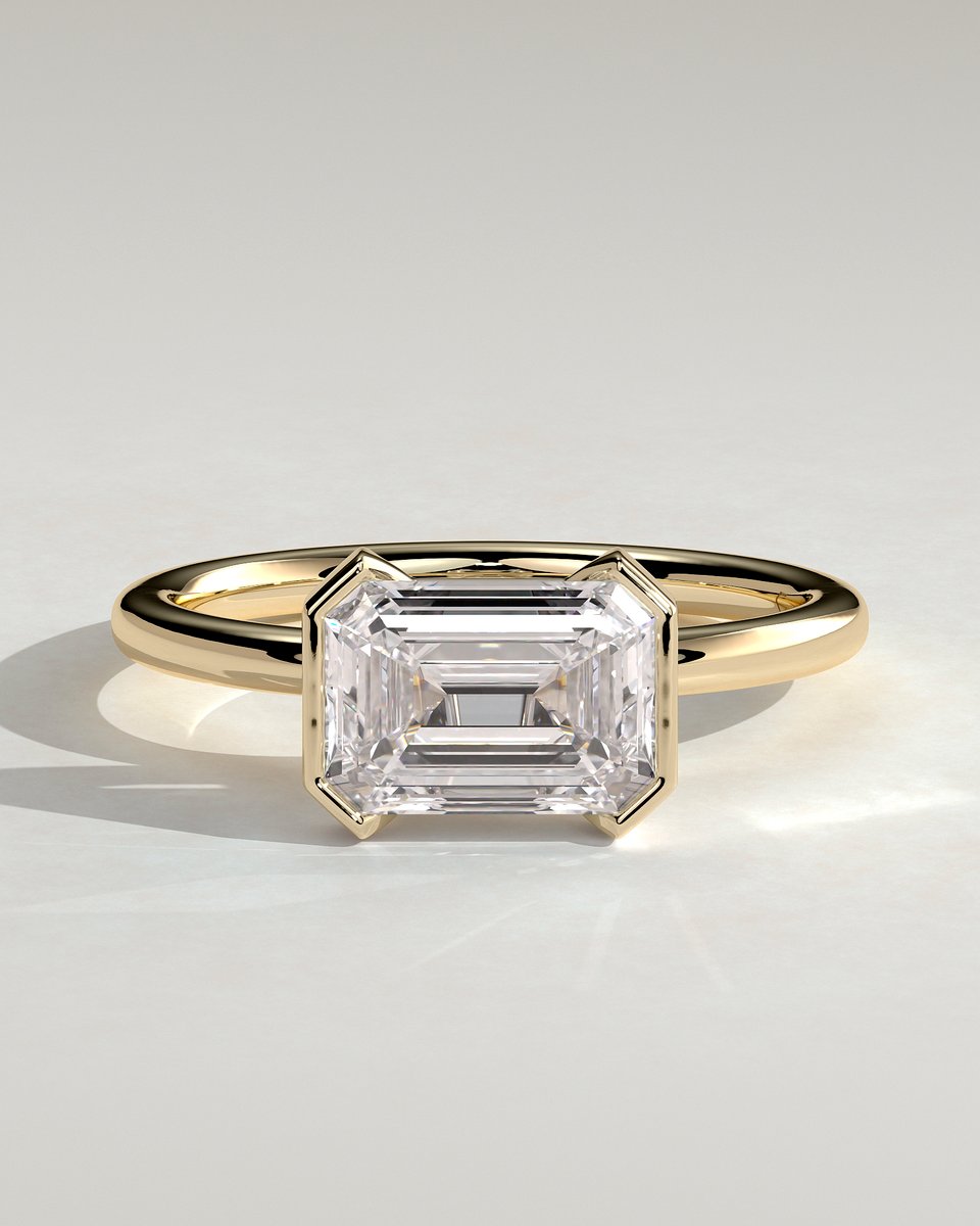 MET 0092 Emerald Solitaire Engagement Ring