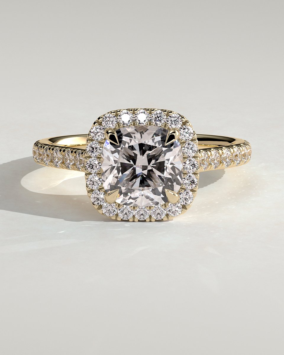 MET 0160 Cushion Halo Engagement Ring