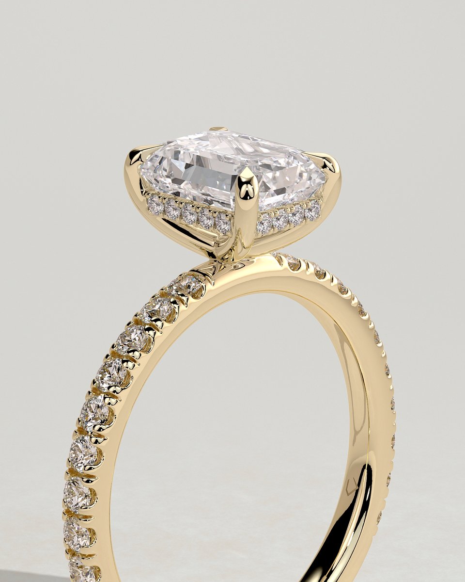 MET 0113 Emerald Solitaire Engagement Ring