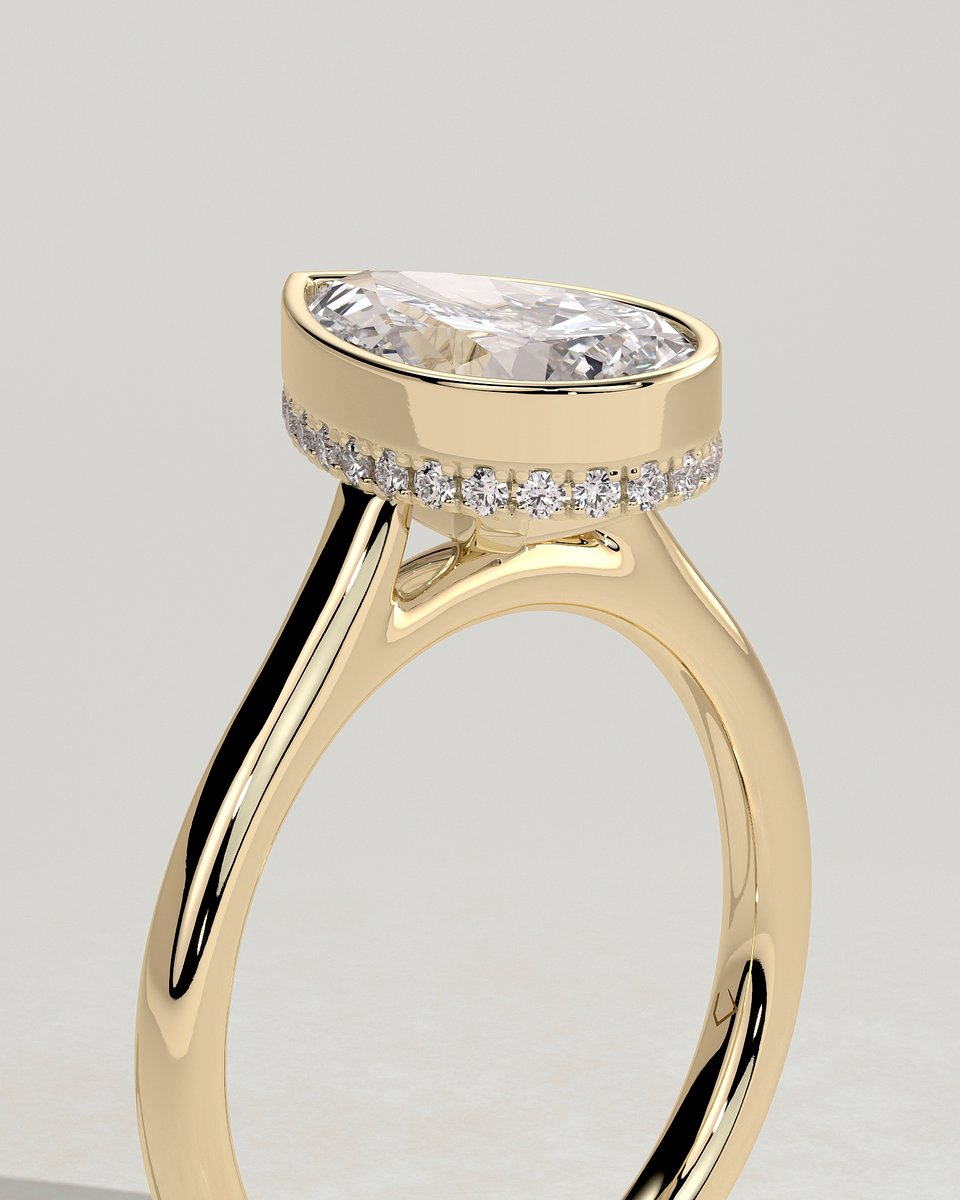 MET 0329 Pear Solitaire Engagement Ring