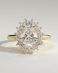 MET 0193 Oval Halo Engagement Ring
