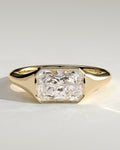 MET 0346 Emerald Solitaire Engagement Ring