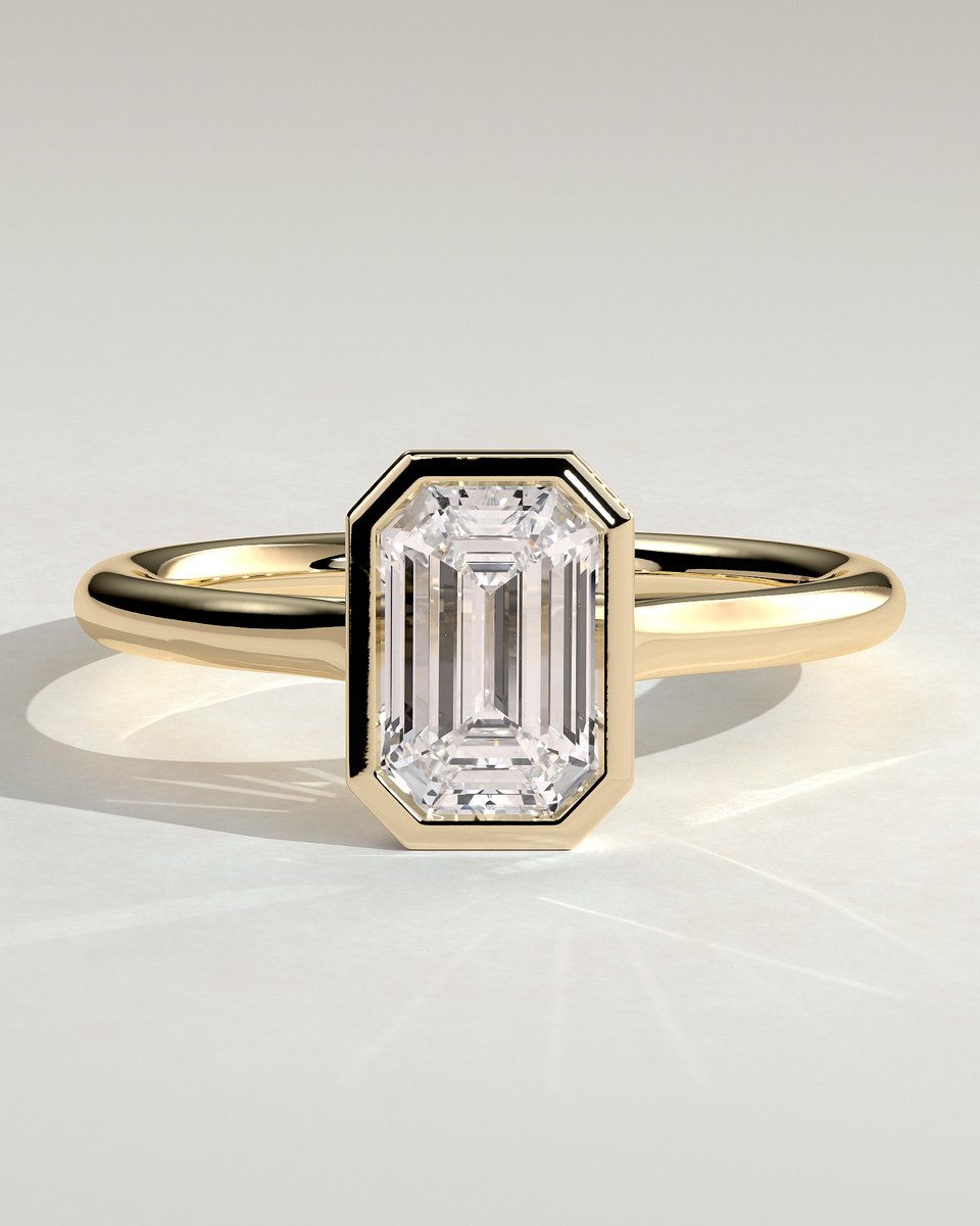 MET 0086 Emerald Solitaire Engagement Ring