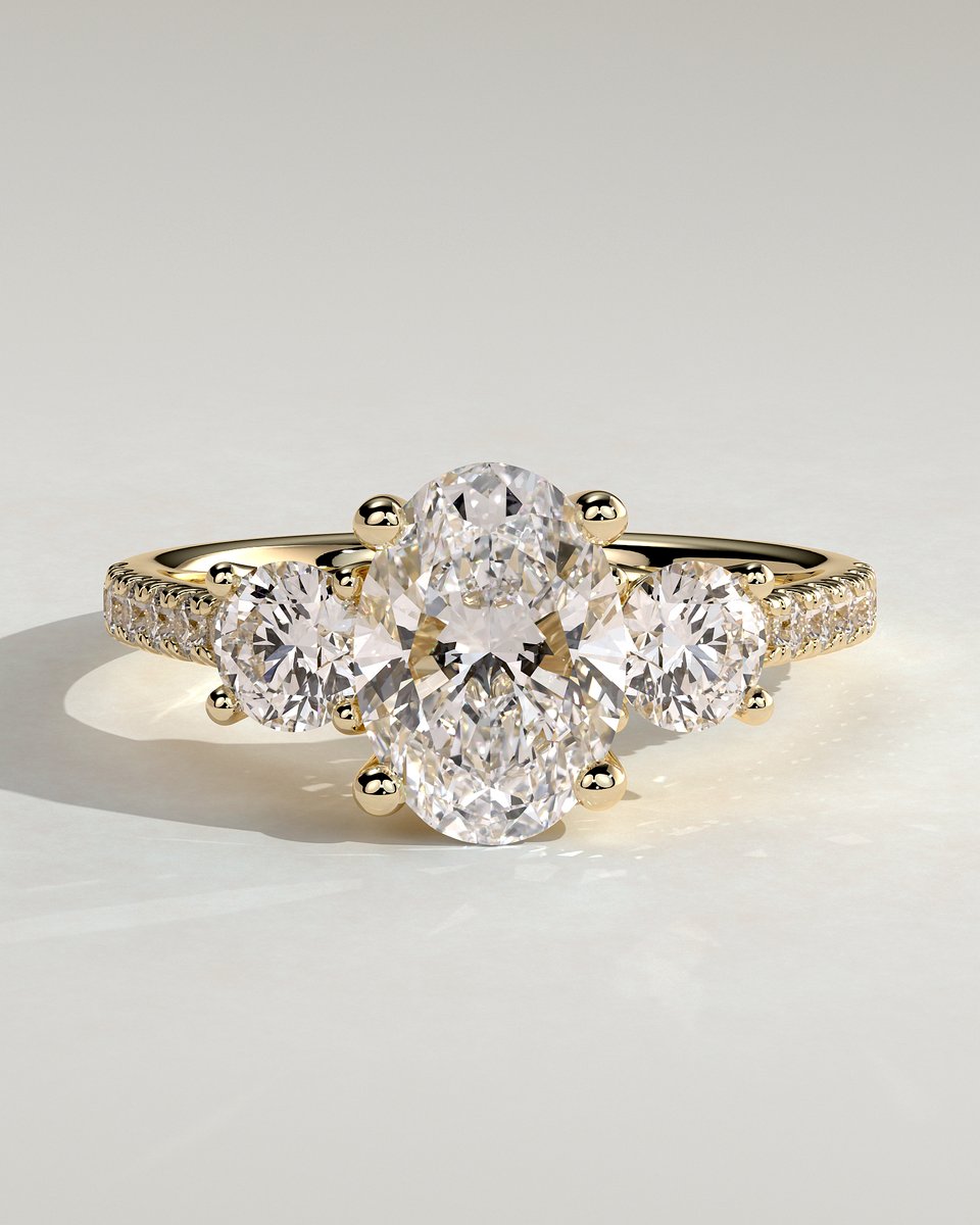 MET 0213 Oval Three Stone Engagement Ring