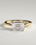 MET 0324 Emerald Solitaire Engagement Ring