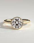 MET 0239 Round Solitaire Engagement Ring