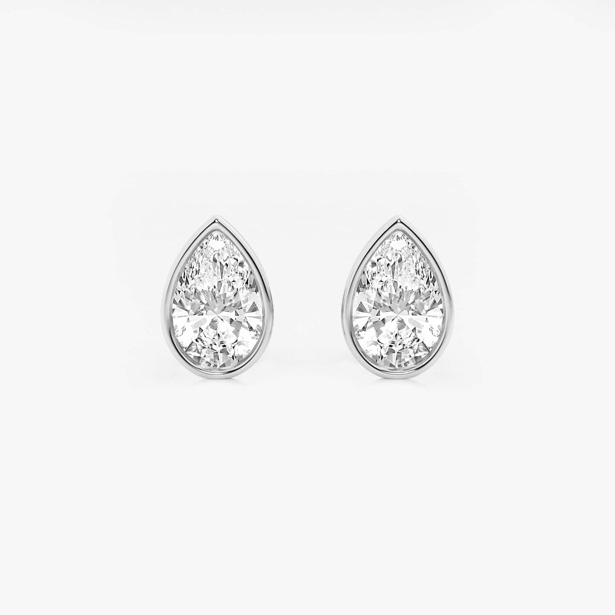 MET Bezel Set Solitaire Laboratuvar Pırlanta Küpe - image 1