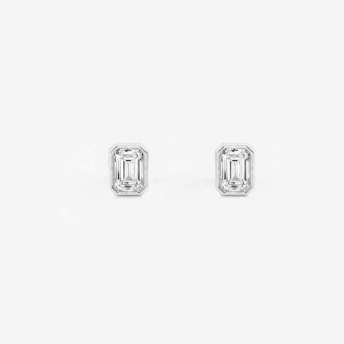 MET Bezel Set Solitaire Laboratuvar Pırlanta Küpe - image 7