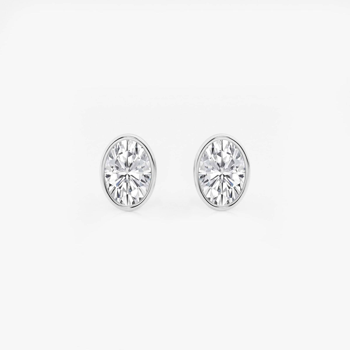 MET Bezel Set Solitaire Laboratuvar Pırlanta Küpe - image 45