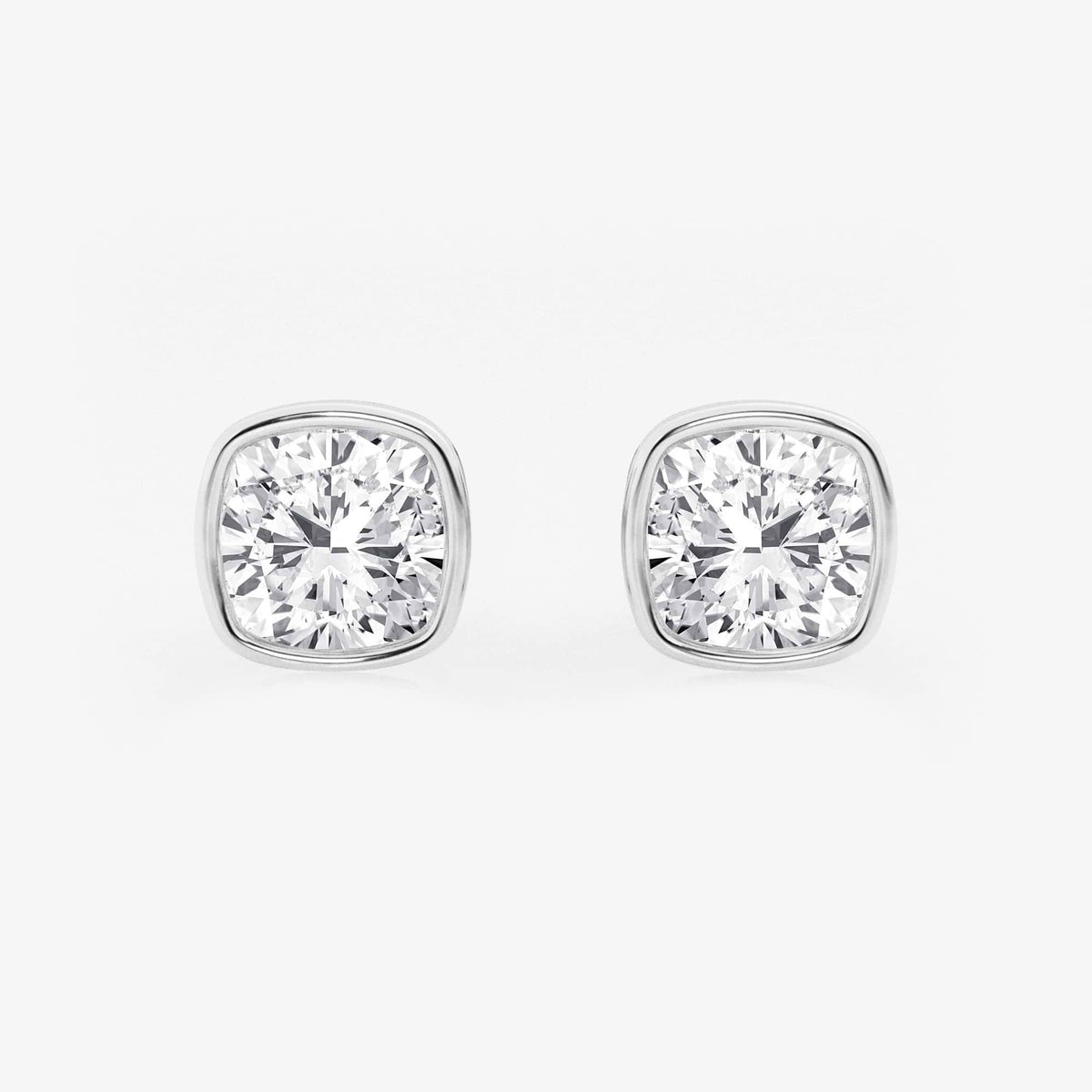 MET Bezel Set Solitaire Laboratuvar Pırlanta Küpe - image 69