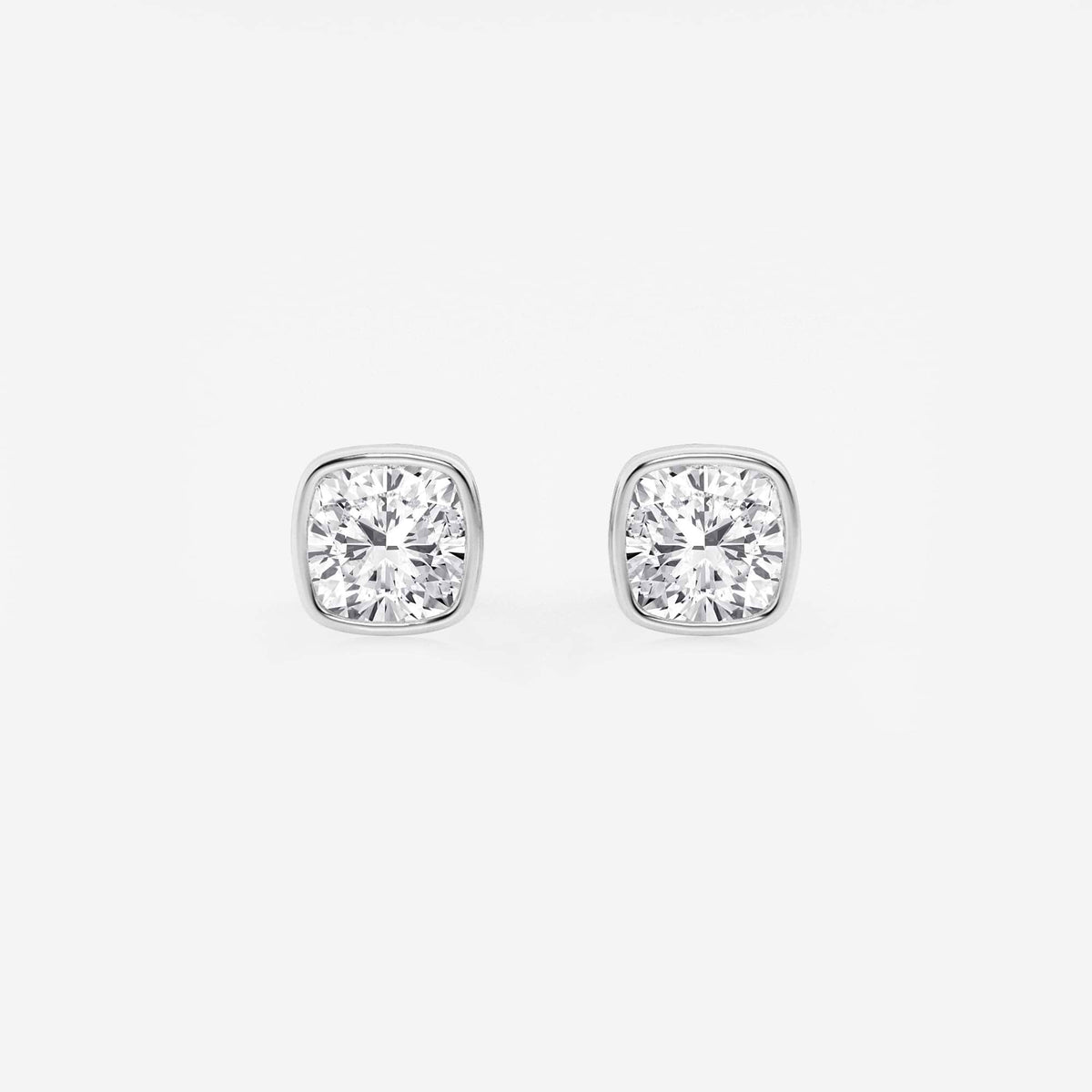 MET Bezel Set Solitaire Laboratuvar Pırlanta Küpe - image 81